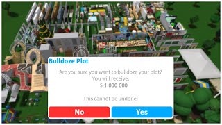 Deleting my Bloxburg plots (Roblox)