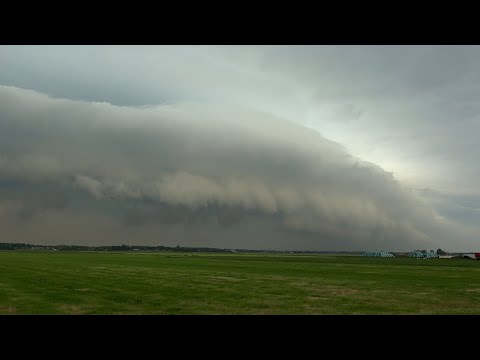 Onweer Heiloo | 19 mei 2022 | Mooie shelfcloud!
