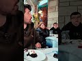 Sobremesa grega oferecida pela casa uma surpresa deliciosa e gratuita
