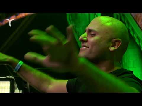 Schiller & Peter Heppner - I Feel You (@alyandfila Remix) (Live at Transmission Prague 2021) [4K]