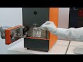Loading a sample into the NANOS SEM