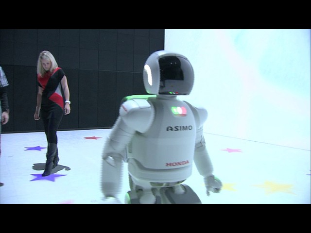 FIKA12_DWA アシモクラフツ ASIMO (gen2) at Ars Electronica 2010 - 本田技研工業株式会社