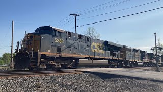 CSX 5388 pulls FIVE dead-in-tow engines and a full train all by itself, and gives us a horn salute! 