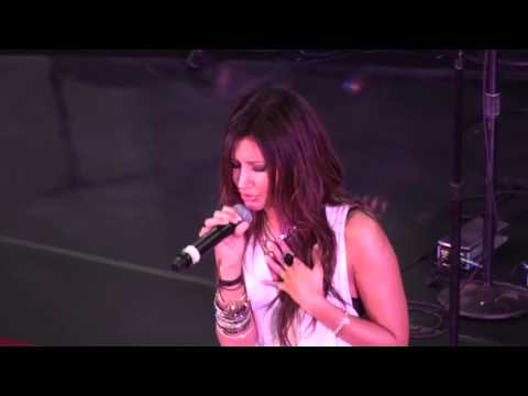 Ashley Tisdale "What If" Live at the Mall of America