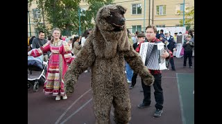 В МГЛ им. Д. Аюшеева прошла благотворительная ярмарка «Твори добро другим во благо!».