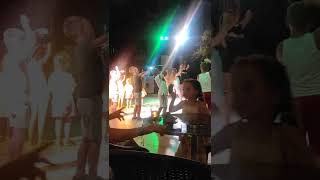 Kikiki Kokoko Gulu Gülü Gu Vak Vak