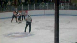 Nick Foran (Mir) vs Patrick Louden (T-S) 6 Déc. 2009.AVI