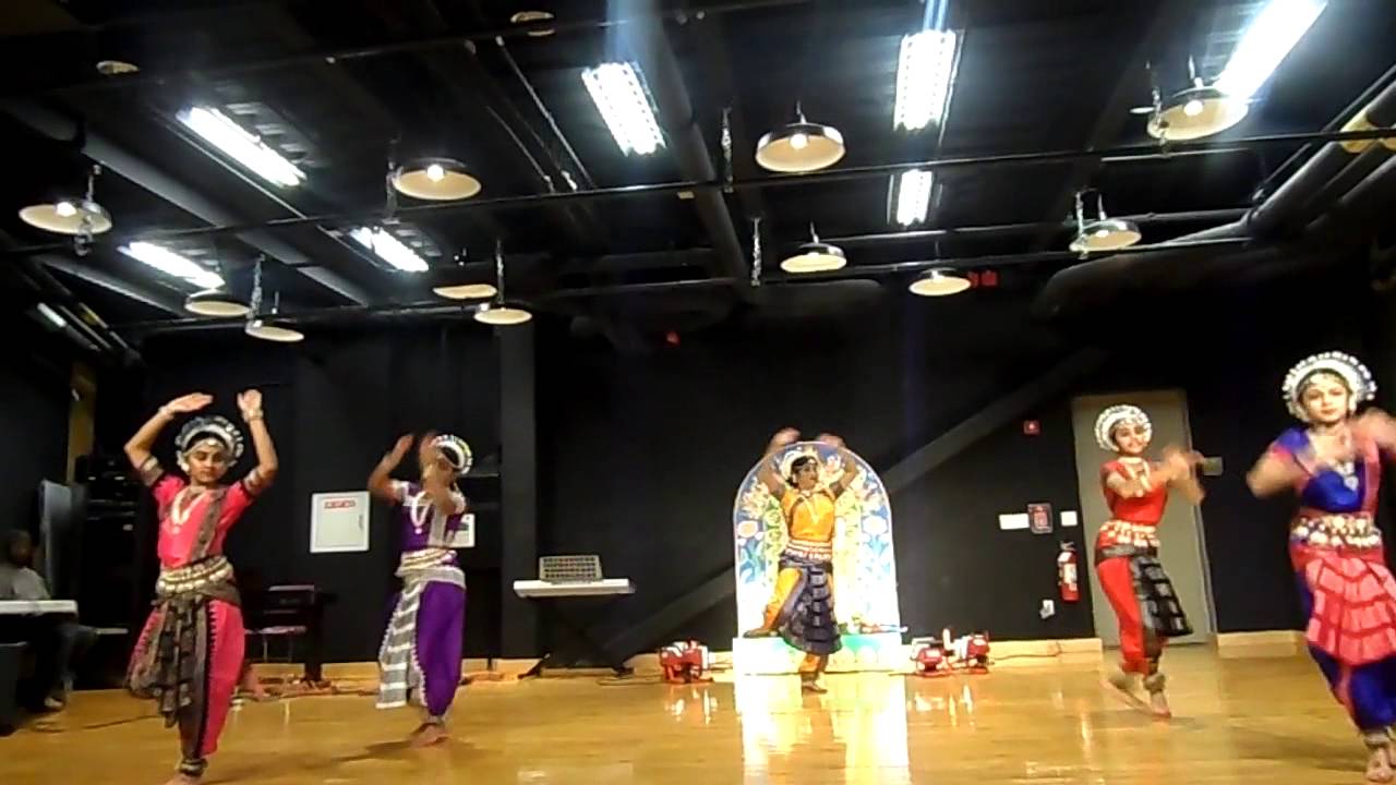 Moksha (Oddisi Dance) By Noopur Dance Academy - YouTube