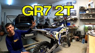 видео: GR7 2T GR7 T250L Enduro OPTIMUM (2019 г.) Обзор, особенности двухтактного двигателя. Плюсы и минусы. картинка: GR7 2T GR7 T250L Enduro OPTIMUM (2019 г.) Обзор, особенности двухтактного двигателя. Плюсы и минусы.