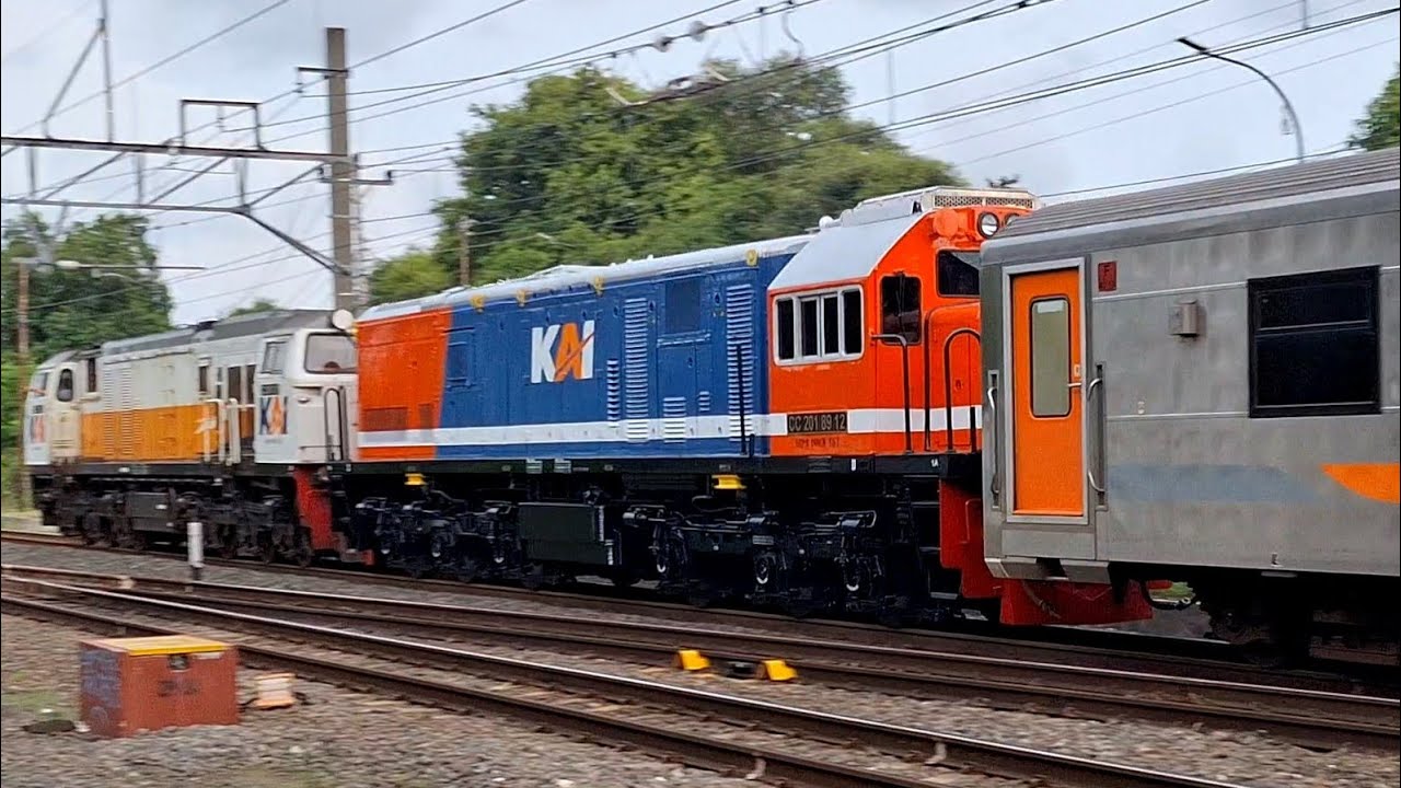 Selesai Perbaikan Lokomotif RnB CC 201 89 12 SDT Pulang Bersama KA ...