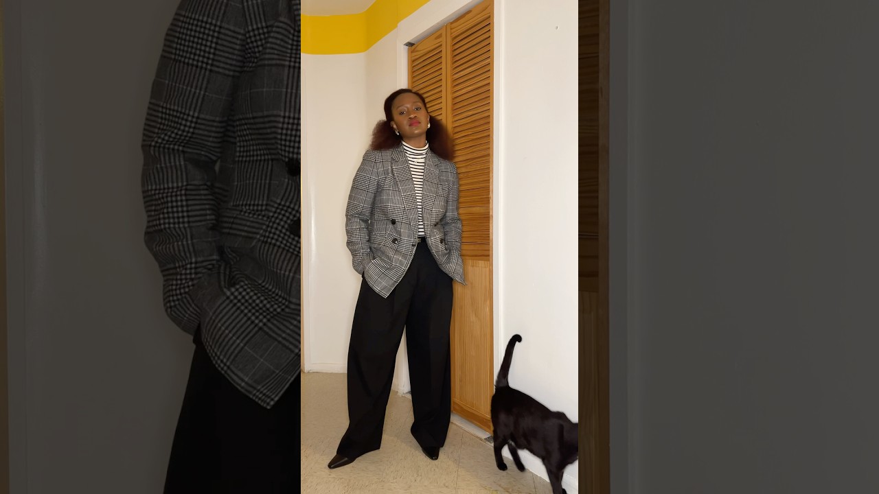 Mixing prints in black and white 