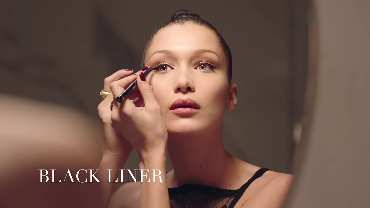 Makeup Tutorial: Bella Hadid’s Look - YouTube