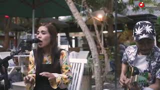 Aduh Manis Cover ( Hesti Koes Endang )