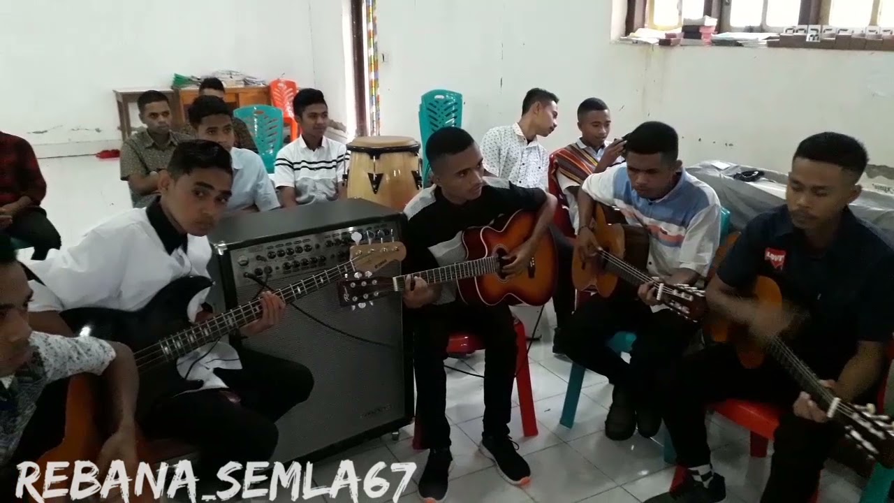 Senandung Indah Seminaris_Lagu  REBANA_ Oleh Siswa Seminari Lalian