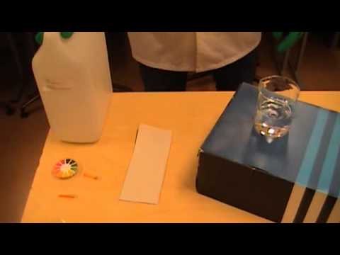Video: Reagoiko natrium veden kanssa?
