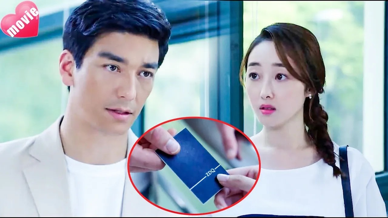 【Full Movie】總裁從不讓女人接進他，卻主動把房卡遞到灰姑娘手裡，偏愛不言而喻💗中國電視劇