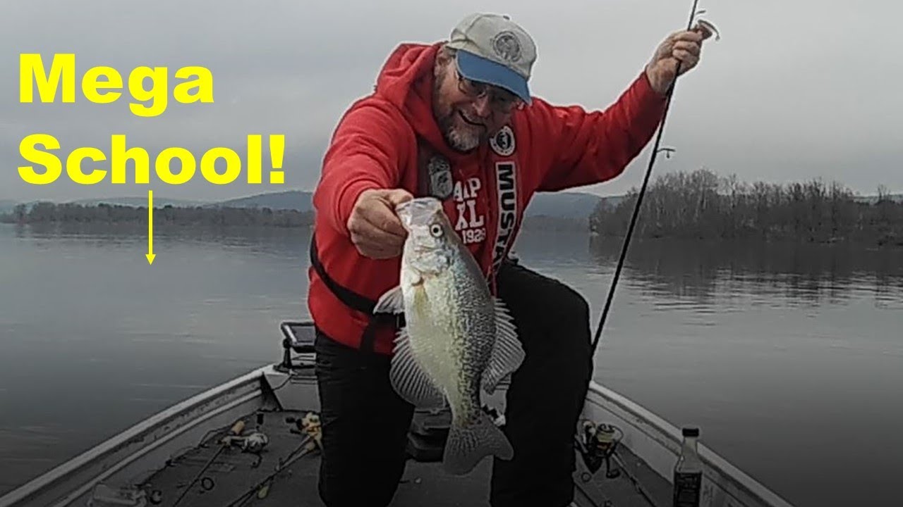 Christmas Time Crappie Ft. Spruce Run Reservoir