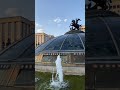 Кайф: замедленная съёмка фонтанов на Манежной площади в Москве