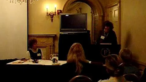 Alice Derry 2 reads her poetry at HERA conference ...