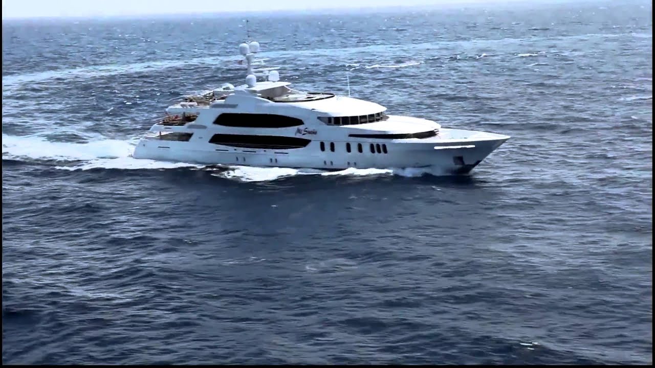 Luxury Trinity Motor Yacht MI SUENO