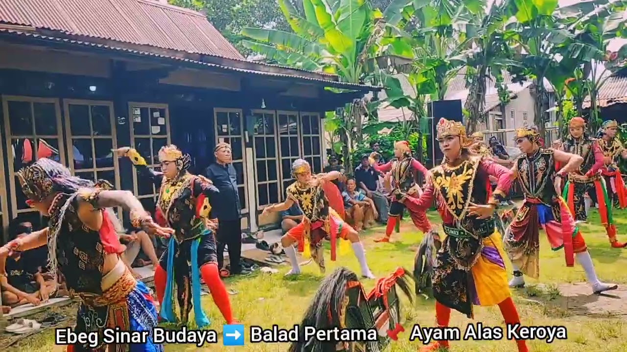 Ebeg Sinar Budaya  Balad pertama #kudalumoing #kesenianindonesia