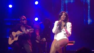 Video thumbnail of "Spanish Guitar - Toni Braxton (Hamer Hall, Melbourne 11/09/15)"