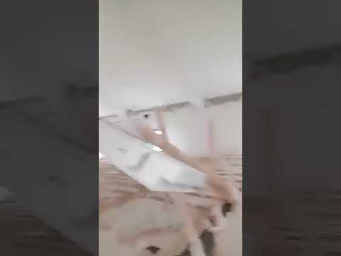 باجة فيديو لسقوط سقف احد الأقسام بمعهد العهد الجديد بتيبار و الحمدلله دون تسجيل أي إصابات