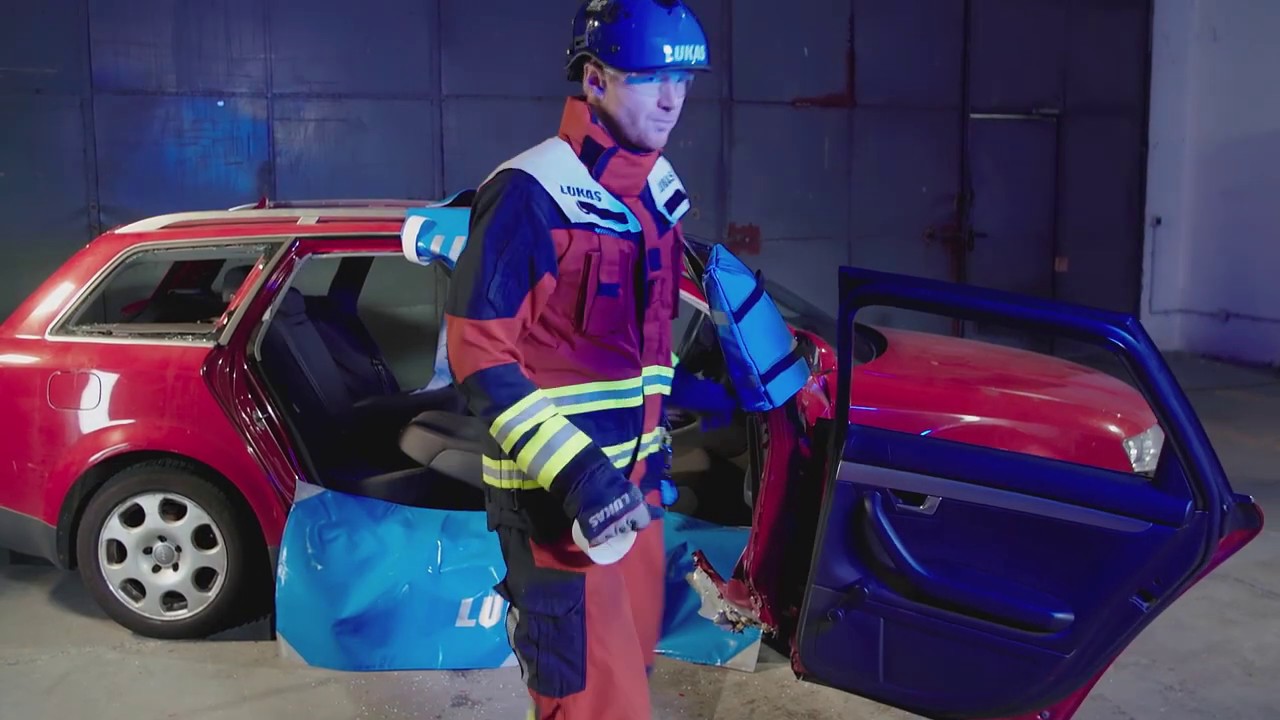 B Pillar RIP Blowout #VEHICLE EXTRICATION THE NEXT GENERATION - YouTube
