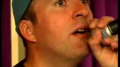 How to Beatbox: Classic Kick Drum  {b}