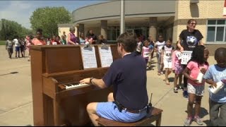Piano-playing principal inspires fitness