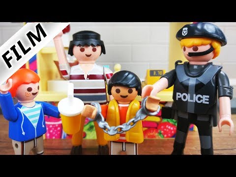 Series de Playmobil en español la escuela / LA PRUEBA DE VALOR MÁS TONTA DEL MUNDO