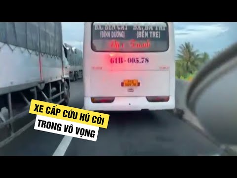 Xe cấp cứu hú còi trong vô vọng trên cao tốc TP.HCM – Trung Lương