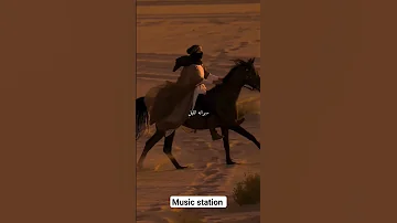 شاب حسني لبست لباس طويل كتان حرير 