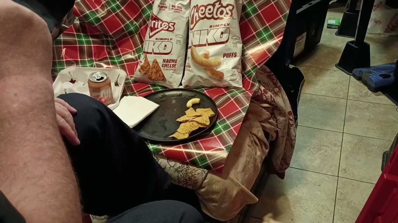 Дегустация: чипсы Cheetos/Doritos NKD/7UP начо, слоеные пирожные и Ширли Темпл: наслаждайтесь 03....