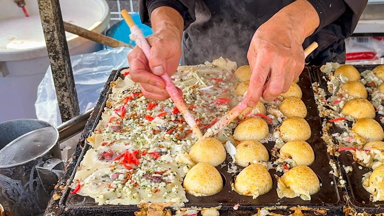 japanese food - takoyaki master amazing skill たこ焼き - YouTube