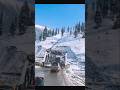 bas ek najar usko dekha #trendingshorts #shortsfeed #manali #viralvideo