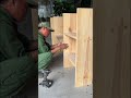 How to make bookshelves with simple tools