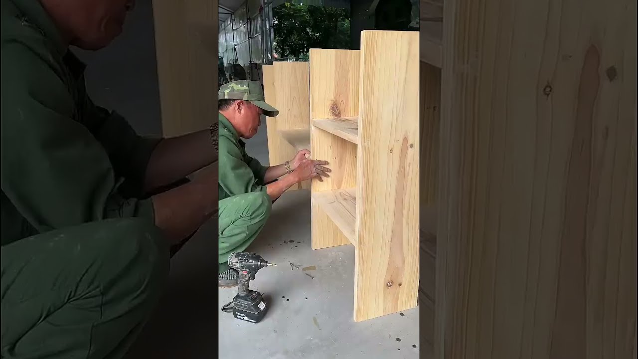 How To Make Bookshelves With Simple Tools