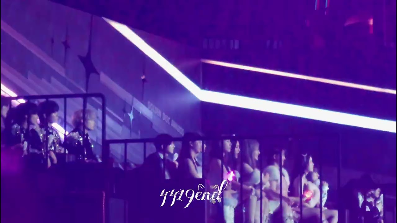 240106 Idols reaction to Le Sserafim (르세라핌) - Unforgiven @ Golden Disc Awards 2024 골든디스크 어워즈 자카르타