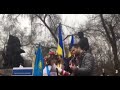 На митинге в Алматы поют "Океан Эльзы".частники митинга в Алматы скандируют "Нет войне".