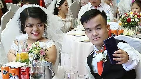 46 special couples tie the knot in Hanoi / Lễ cưới tập thể của 46 cặp đôi khuyết tật tại Hà Nội