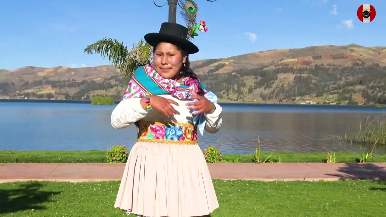 SUNI LINDA DE TURPO TEMA: MIS OJOS TIENEN LA CULPA  HUAYNO