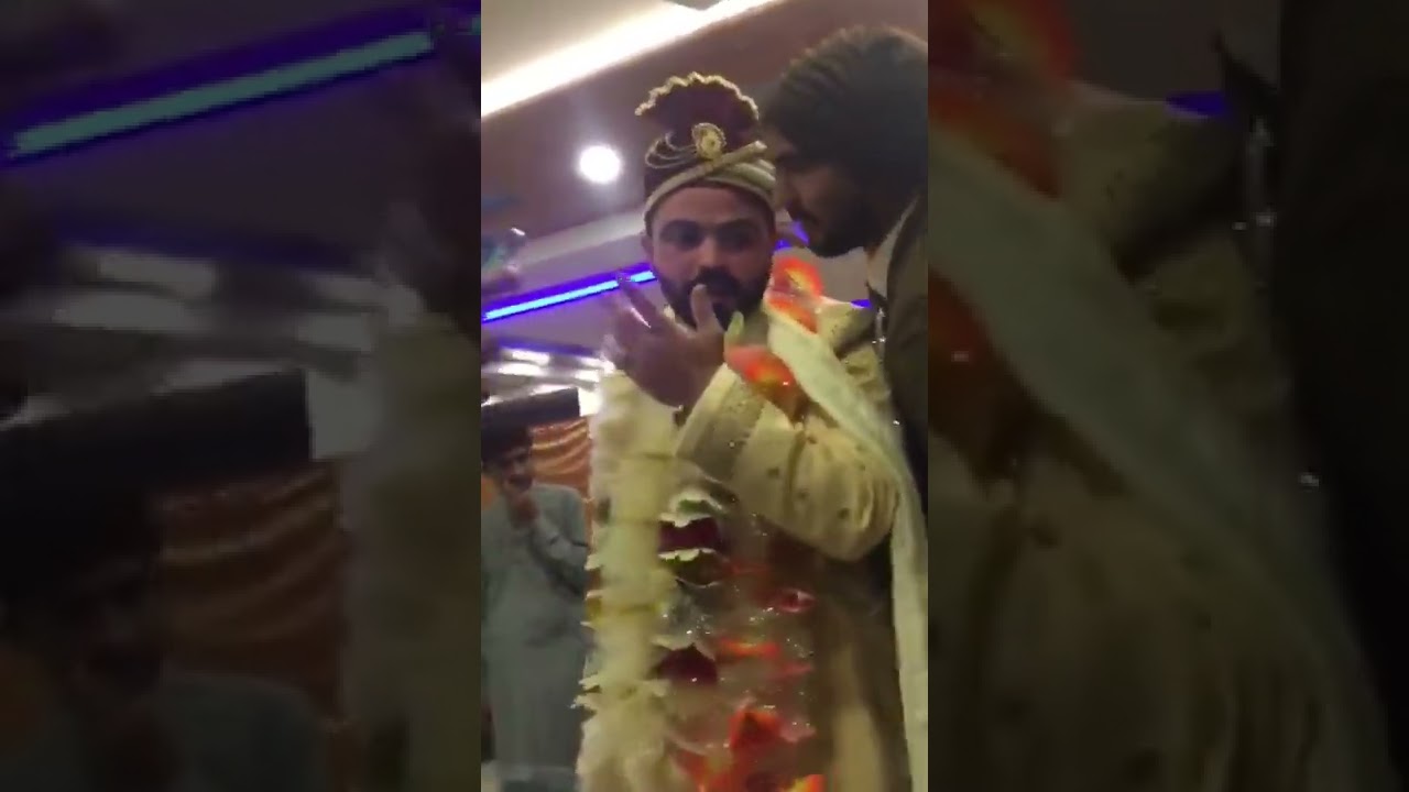 dulha bechara 🤣 