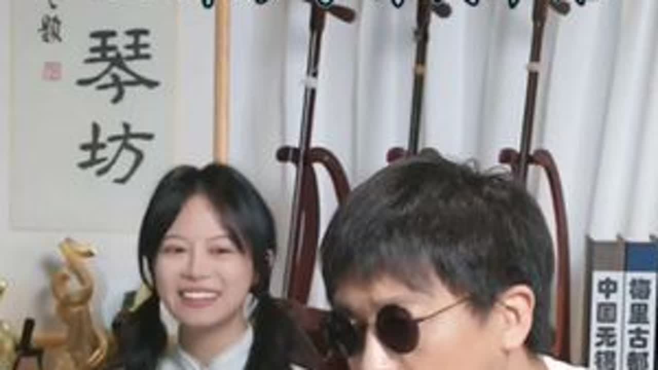 二饼力哥自我介绍环节，来听听拉二胡的是怎么说相声的，哈哈哈#二饼胡拉 #力哥拉二胡