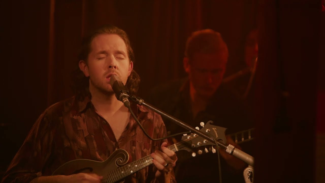 The Paper Kites  - Rolling On Easy (At The Roadhouse)