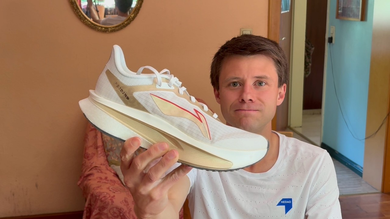 100% HONEST Review: Li-Ning Feidian 6 Challenger - YouTube