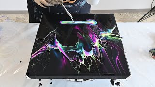 Creating Stunning Neon Lightning Effects with Acrylic Pouring