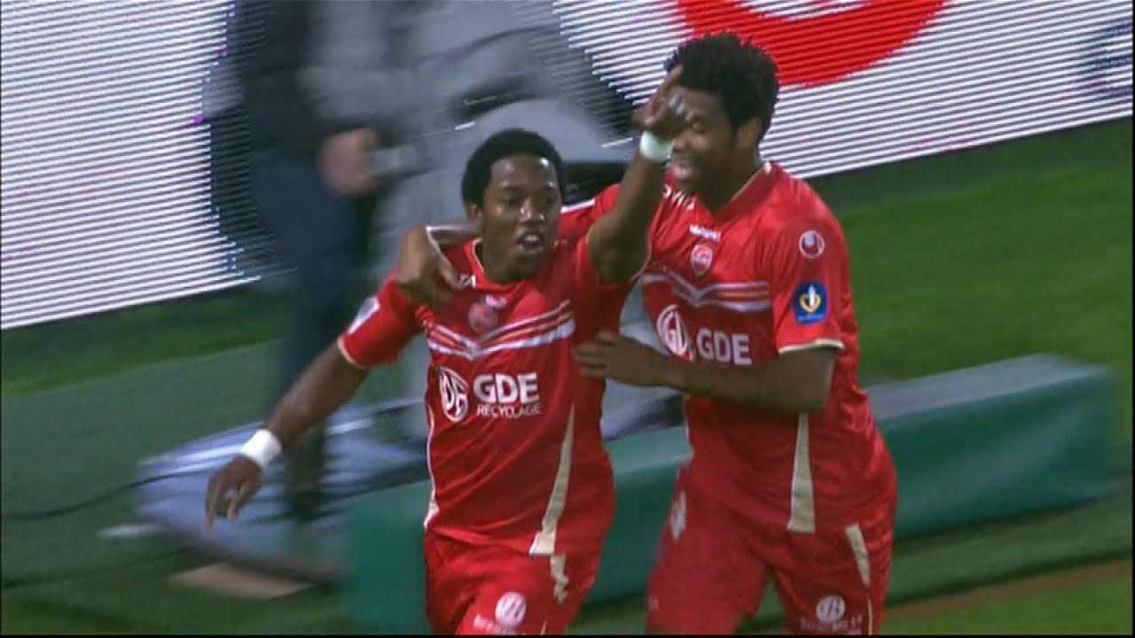 Goal Carlos SANCHEZ MORENO (11') - Valenciennes FC - FC Lorient (6-1) / 2012-13