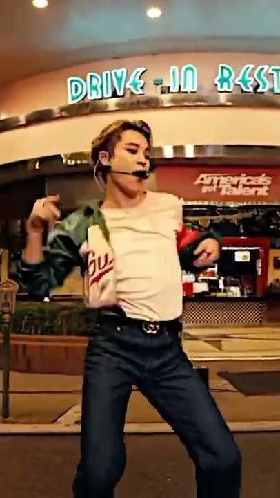 His thighs 🤤🤤👀🙈 #Jimin #Mochi #BTS #shorts