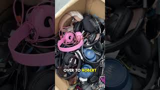 Would you buy this huge box of electricals for £1? #robertscotts #auctions #robertscottsauctions